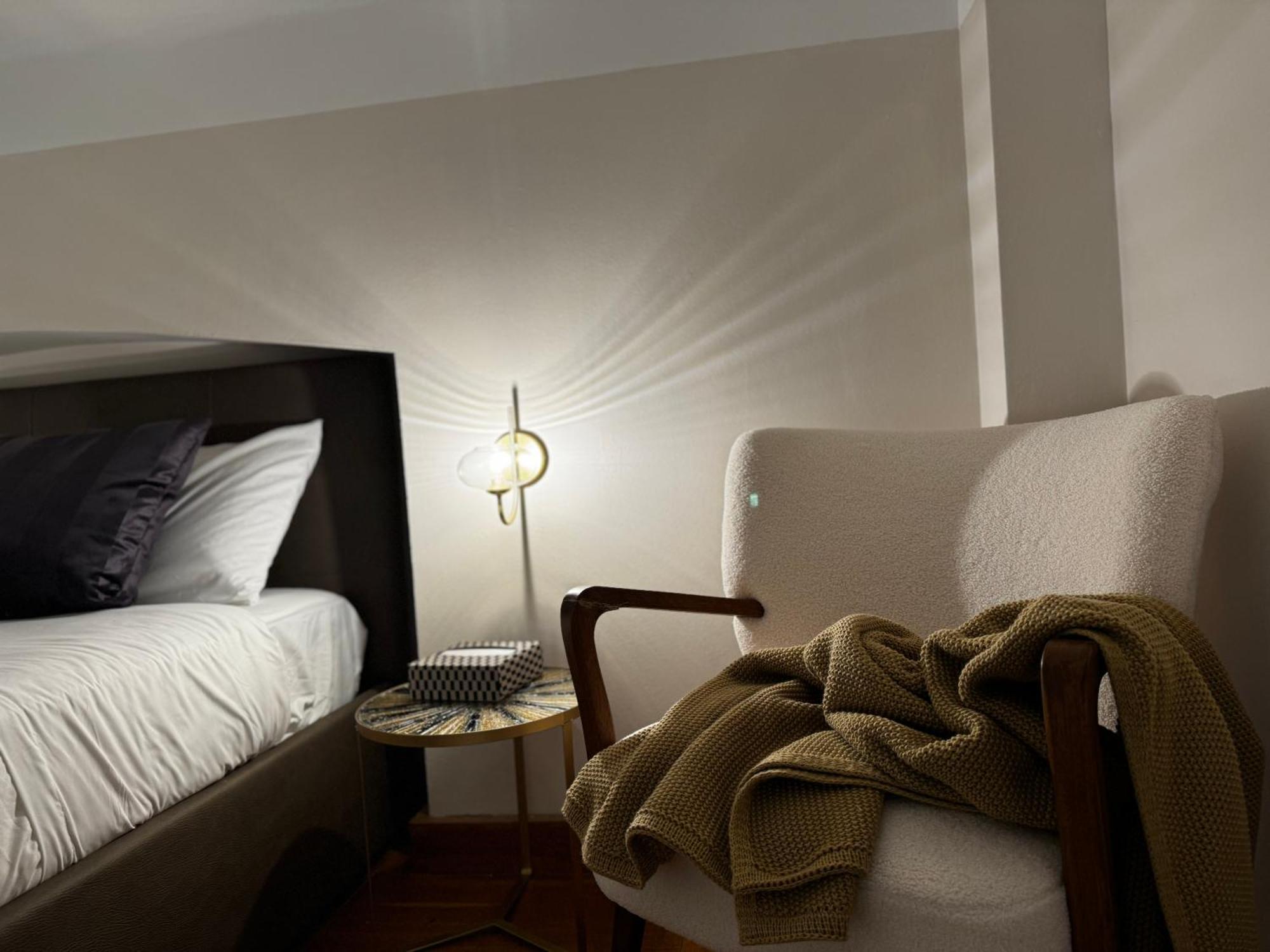Regina Milano In Verona - Sky Tv, Wifi E Breakfast Box Apartman Kültér fotó